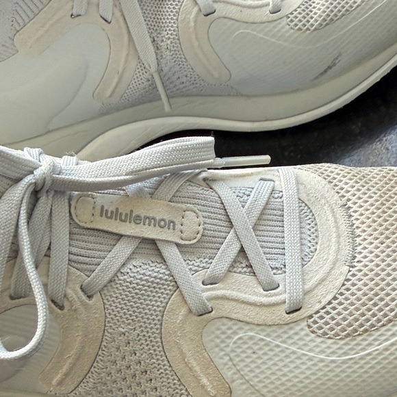 Lululemon Vpor Women’s Shoe 8 - Picture 4 of 10